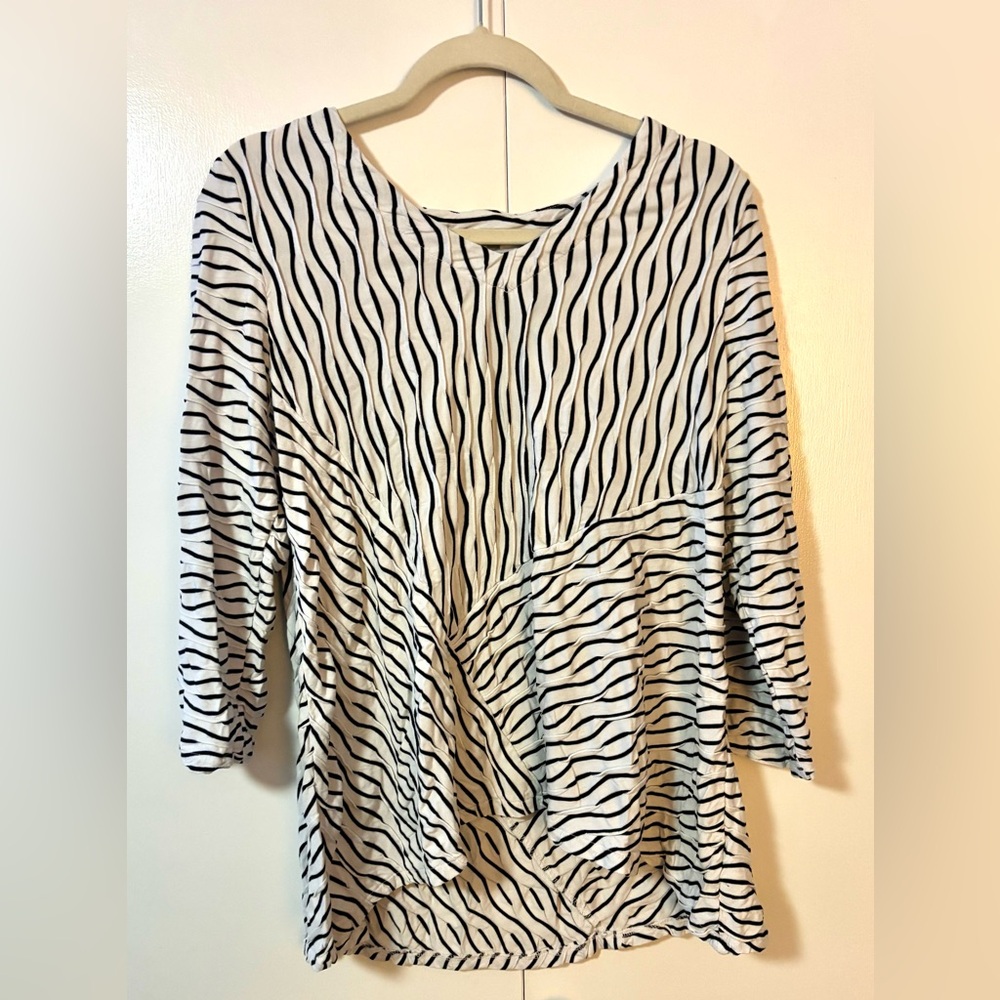 Habitat Striped Textured Asymmetrical Hem Tunic Top M EUC Lagenlook